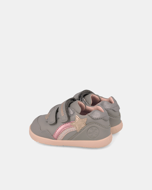 Pantofi Sport Primii Pași Biomecanics Wider – Gri / Dungi Roz Metalizat – 261164-A154